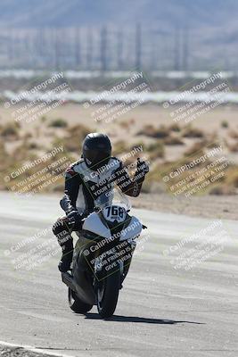 media/Nov-01-2025-CVMA (Sat) [[fc0f7531b8]]/Race 1-Formula Middleweight/